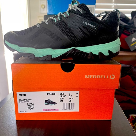 Merrel Hoking Shoes sz. 8 - Picture 1 of 1